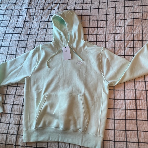 Nike jacket - Picture 1 of 5